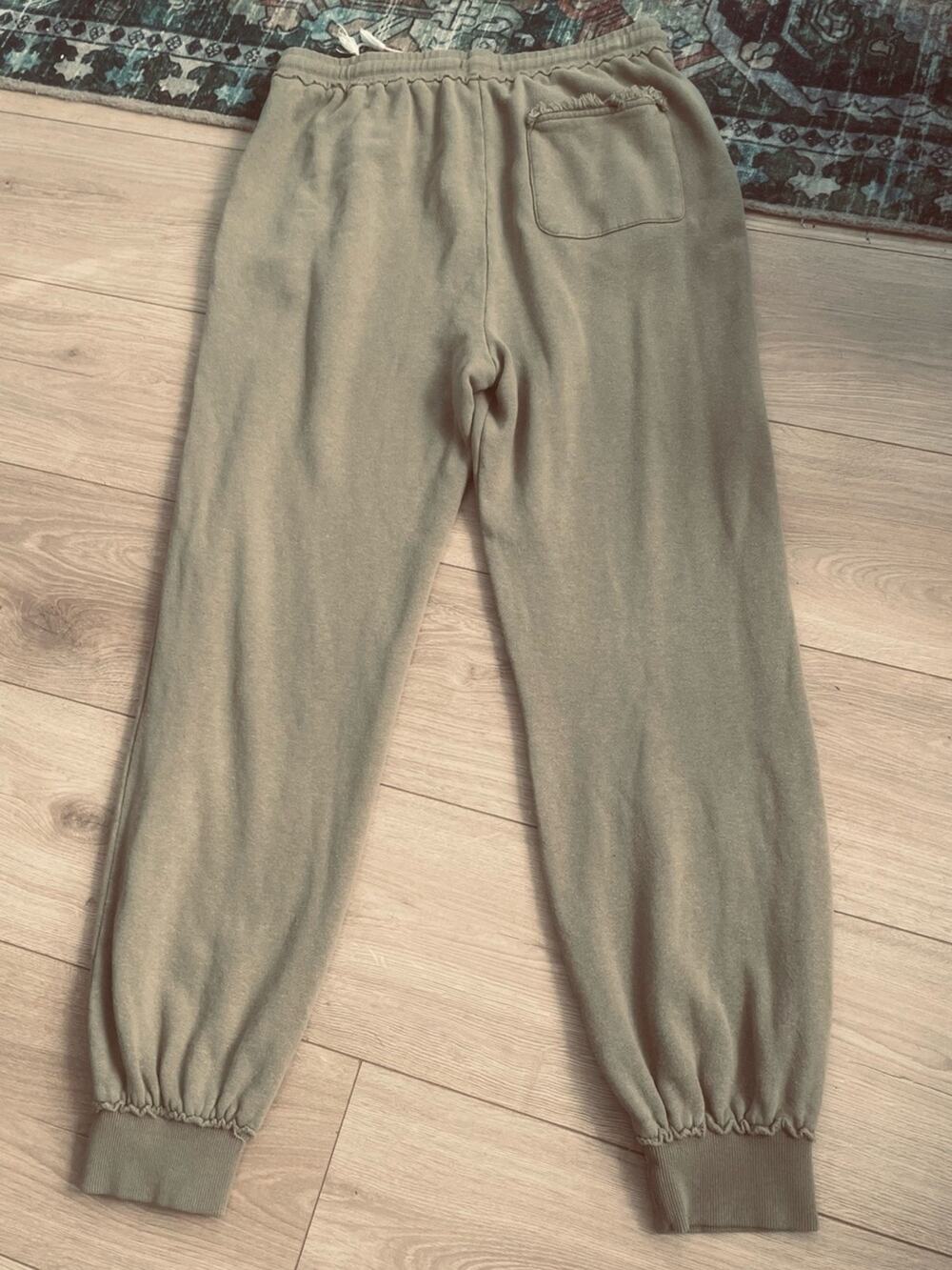 Spell the Gypsey on the road size medium woman's jogger pants